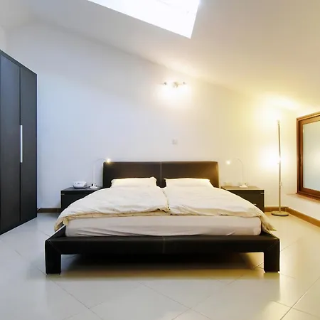 Dalia * Ровинь